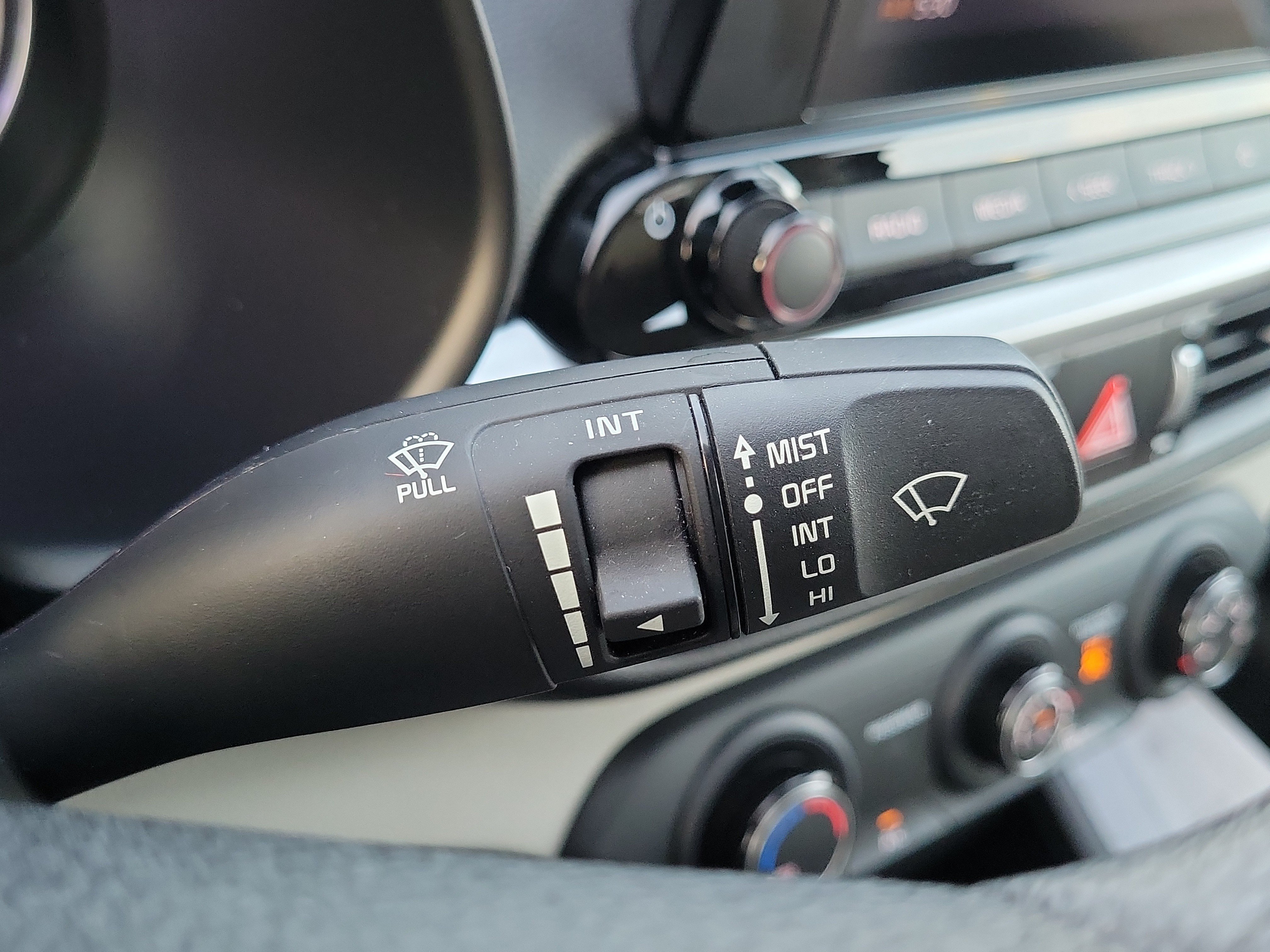 Used 2023 Kia Forte LXS w/ LXS Technology Package FWD image 17