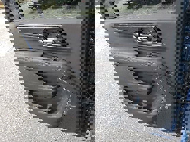 New 2026 GMC Yukon XL Elevation w/ Elevation Premium Package image 12