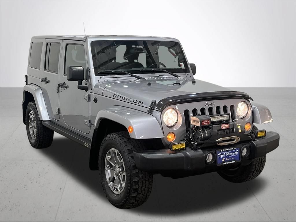 Used 2015 Jeep Wrangler Unlimited Rubicon w/ Connectivity Group AWD/4WD image 8