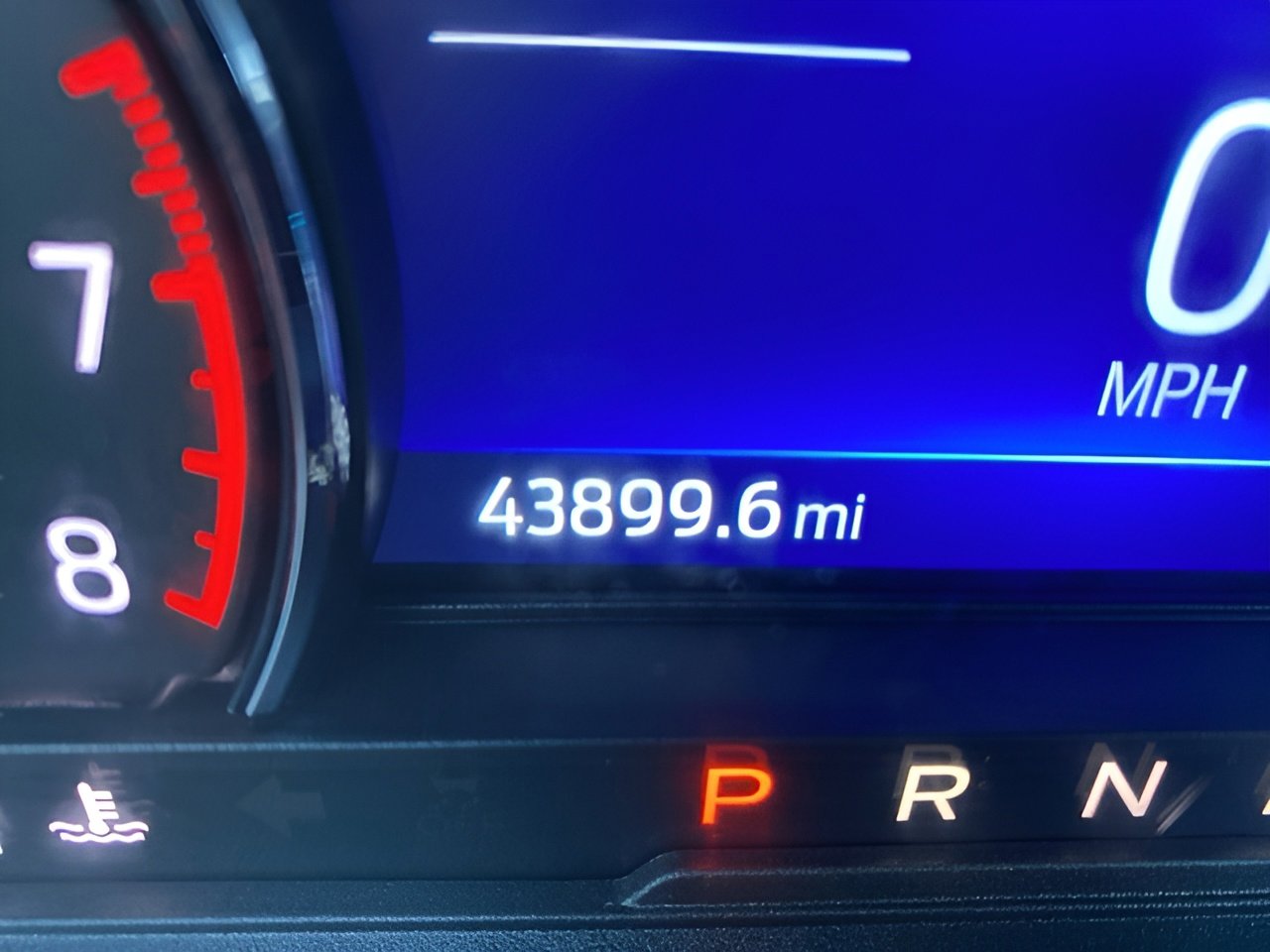 Certified 2023 Ford Explorer XLT w/ Class IV Trailer Tow Package image 14