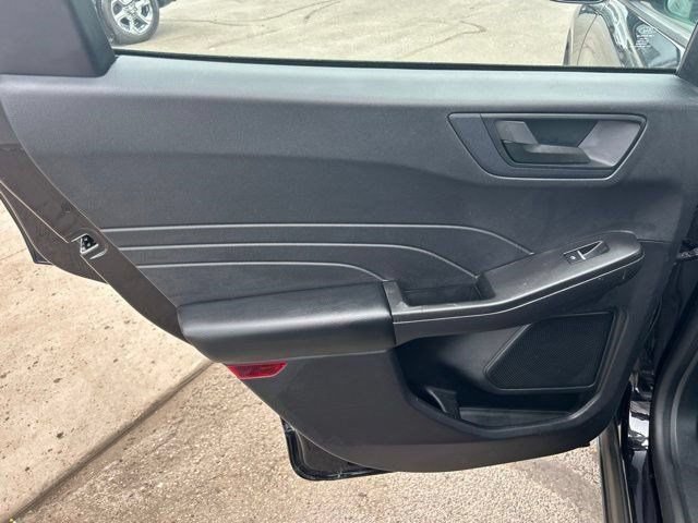 Used 2021 Ford Escape S FWD image 29