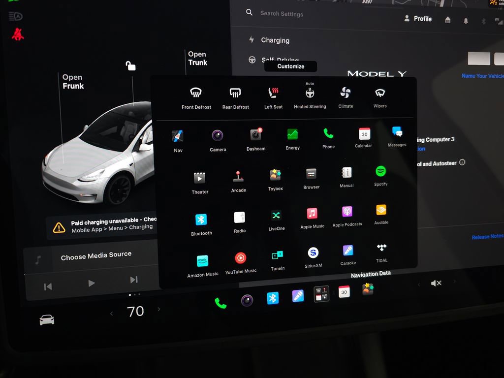 Used 2021 Tesla Model Y Long Range AWD/4WD image 28