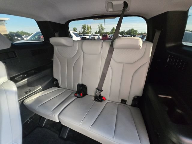 Used 2024 Hyundai Palisade SEL w/ Premium Package AWD/4WD image 16