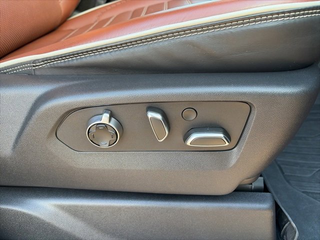 Used 2024 GMC Sierra 2500 Denali Ultimate image 50