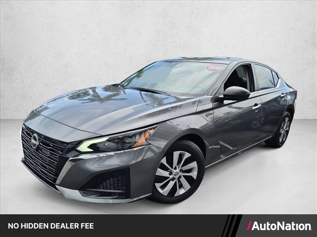 Certified 2025 Nissan Altima 2.5 S FWD image 1