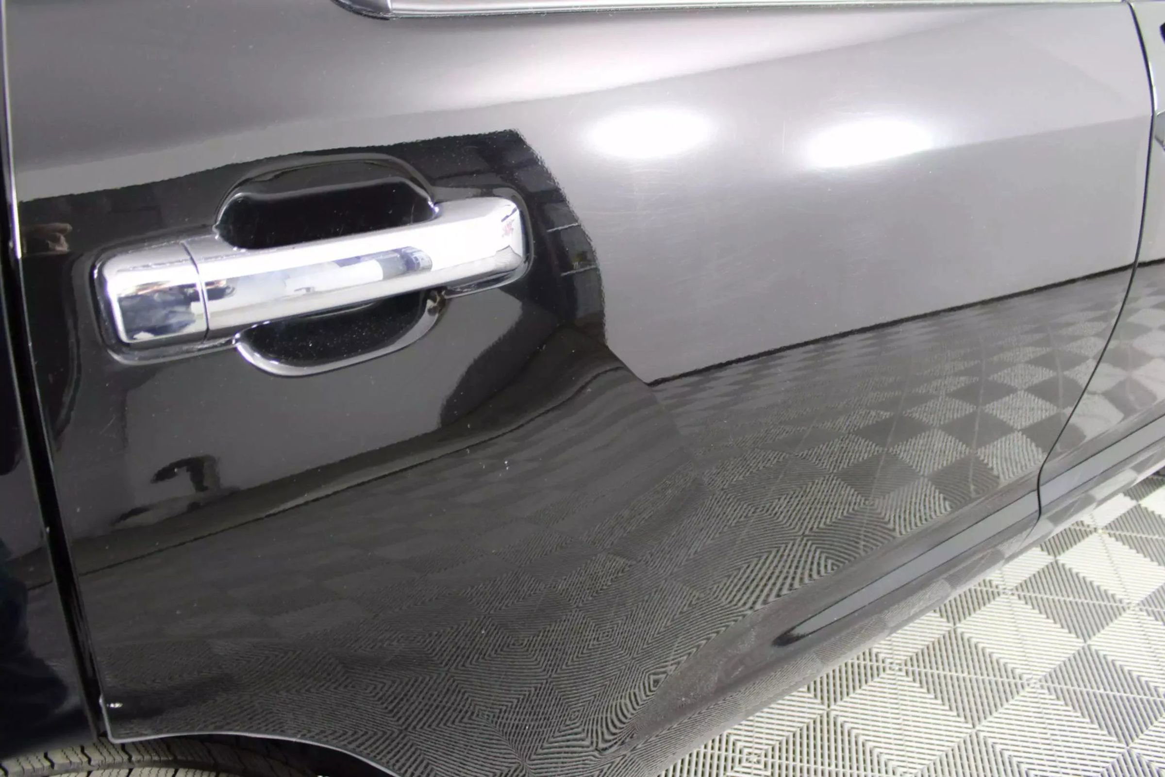 Used 2016 Toyota Sequoia Platinum image 33