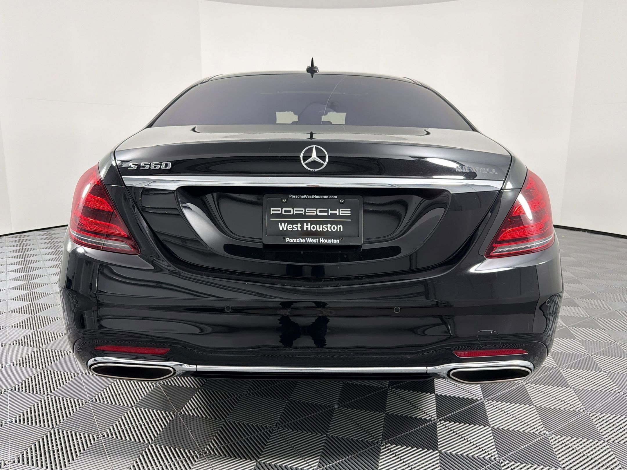 Used 2020 Mercedes-Benz S 560 Sedan image 8