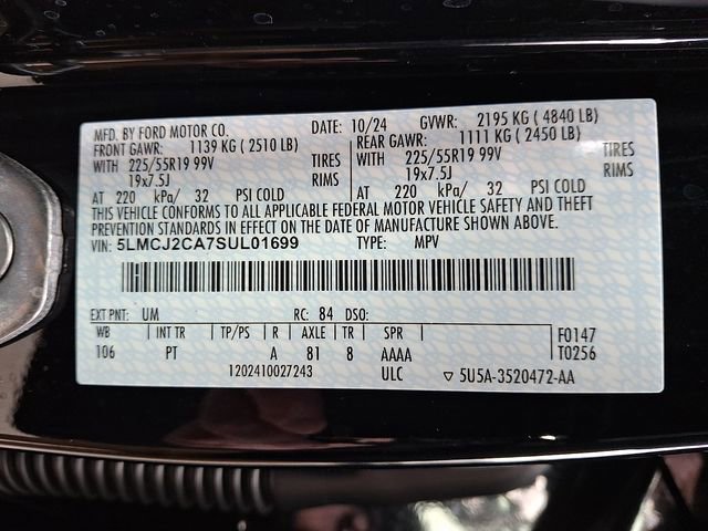 Certified 2025 Lincoln Corsair Reserve image 27