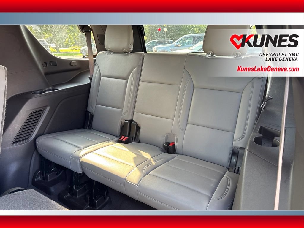 Used 2024 Chevrolet Tahoe LT AWD/4WD image 17