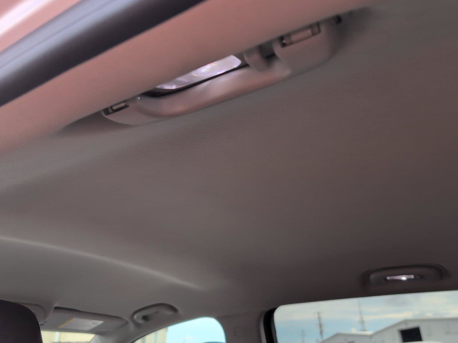 Used 2024 GMC Terrain SLE FWD image 31