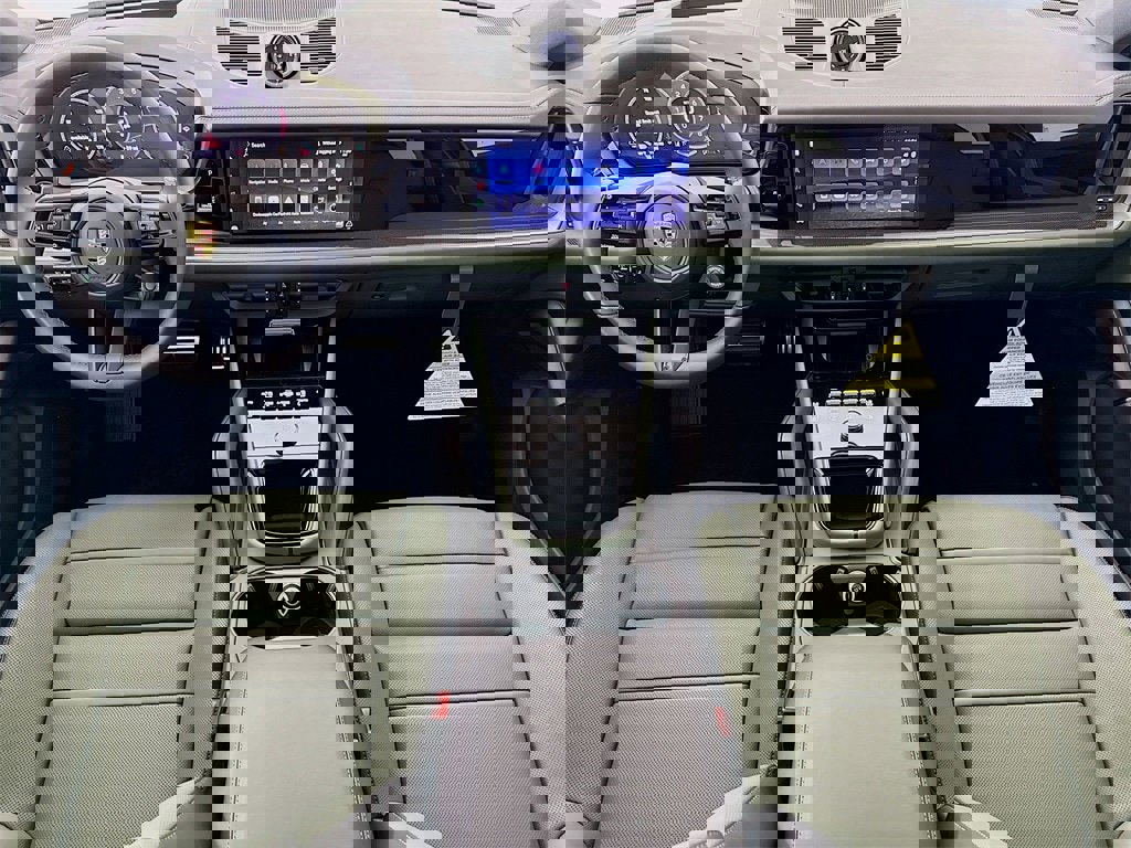 New 2026 Porsche Cayenne Coupe image 28