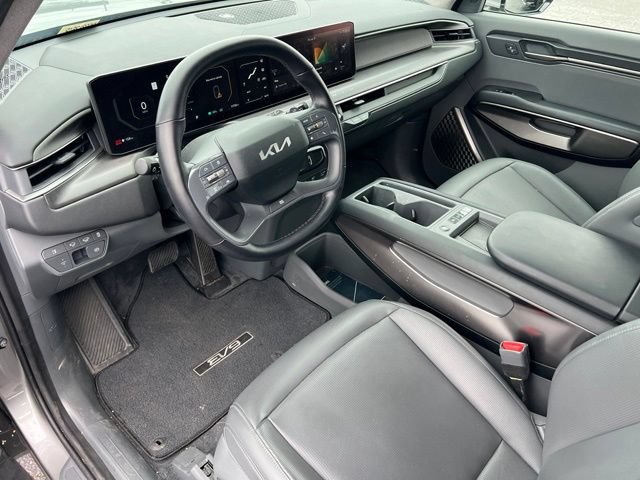 Certified 2024 Kia EV9 Light RWD image 13