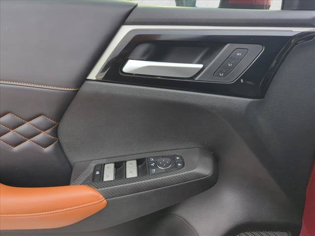 Used 2023 Mitsubishi Outlander SEL FWD image 11