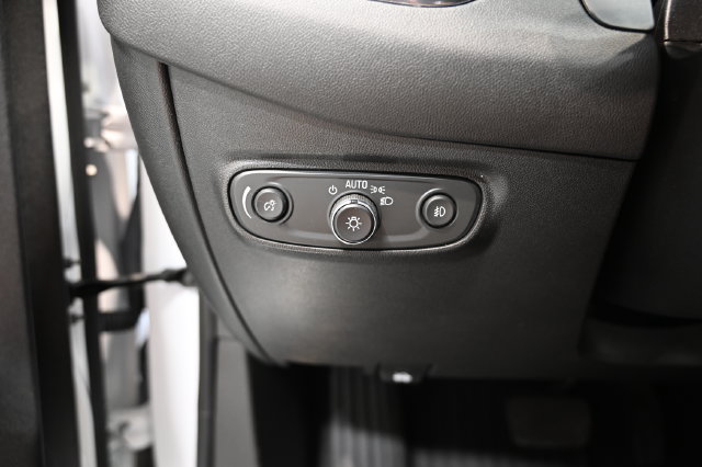 Certified 2024 Chevrolet Equinox Premier AWD/4WD image 27