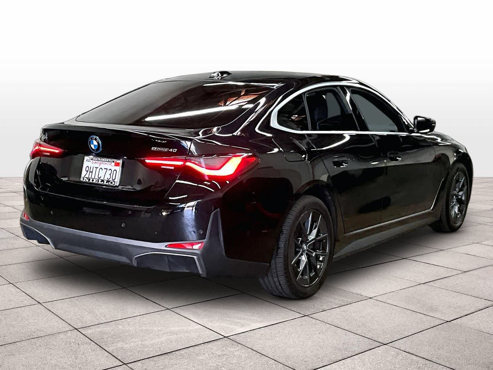 Used 2023 BMW i4 eDrive40 w/ Premium Package RWD image 17