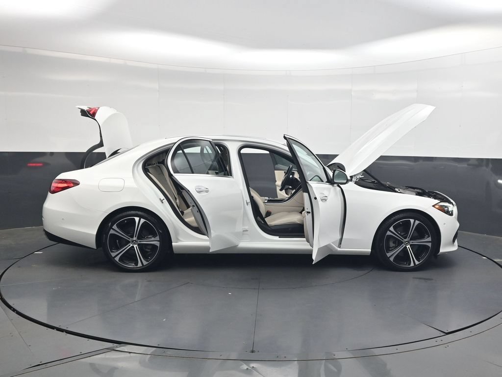 Used 2025 Mercedes-Benz C 300 Sedan image 49