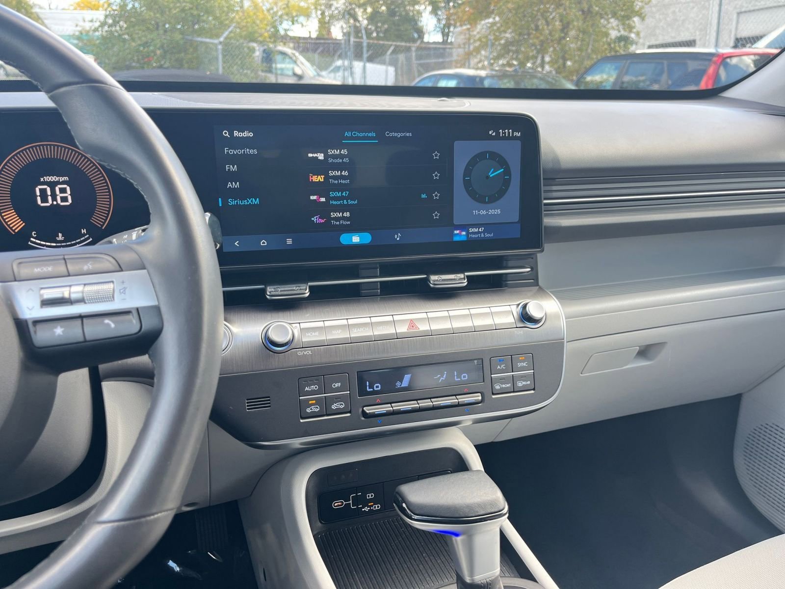 Used 2025 Hyundai Kona SEL image 18