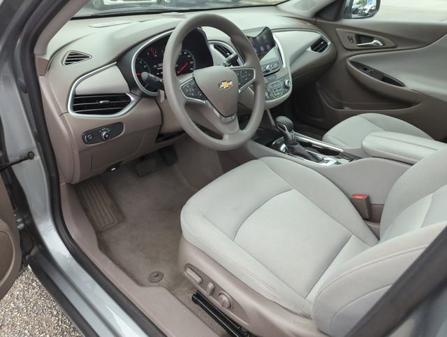 Used 2024 Chevrolet Malibu LT FWD image 10