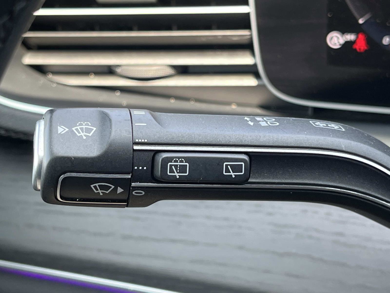 Used 2023 Mercedes-Benz GLS 450 4MATIC image 37