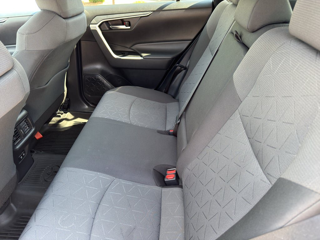 Used 2020 Toyota RAV4 XLE w/ Convenience Package AWD/4WD image 23