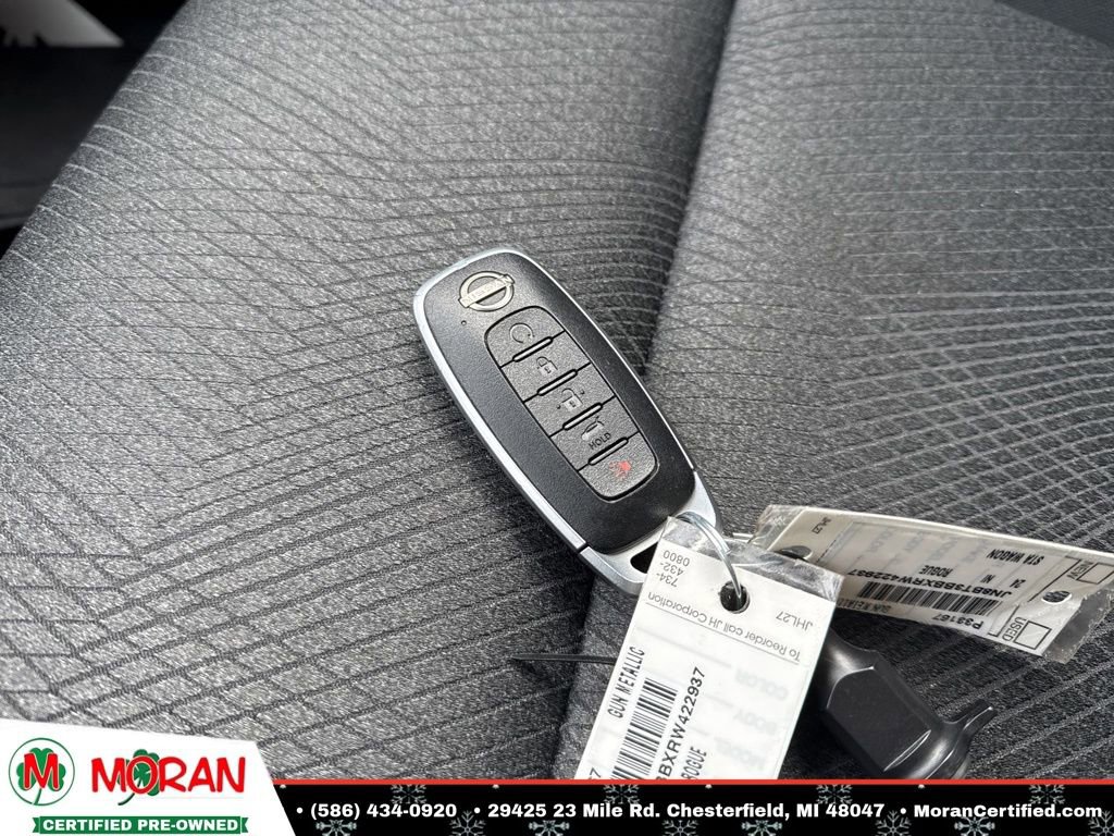 Used 2024 Nissan Rogue SV image 29