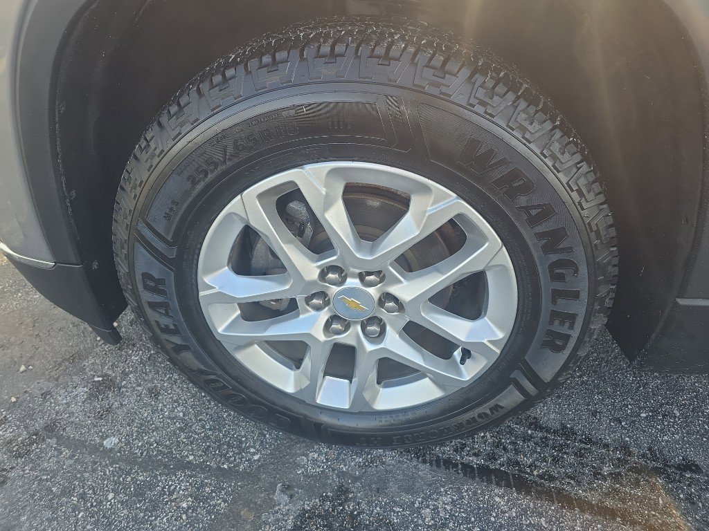 Used 2019 Chevrolet Traverse LT w/ LPO, Floor Liner Package image 30