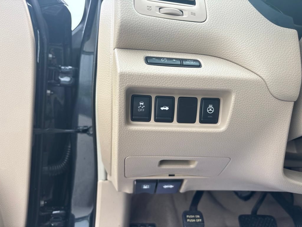Used 2013 Nissan Altima 2.5 SL w/ 2.5 Moonroof Pkg FWD image 15