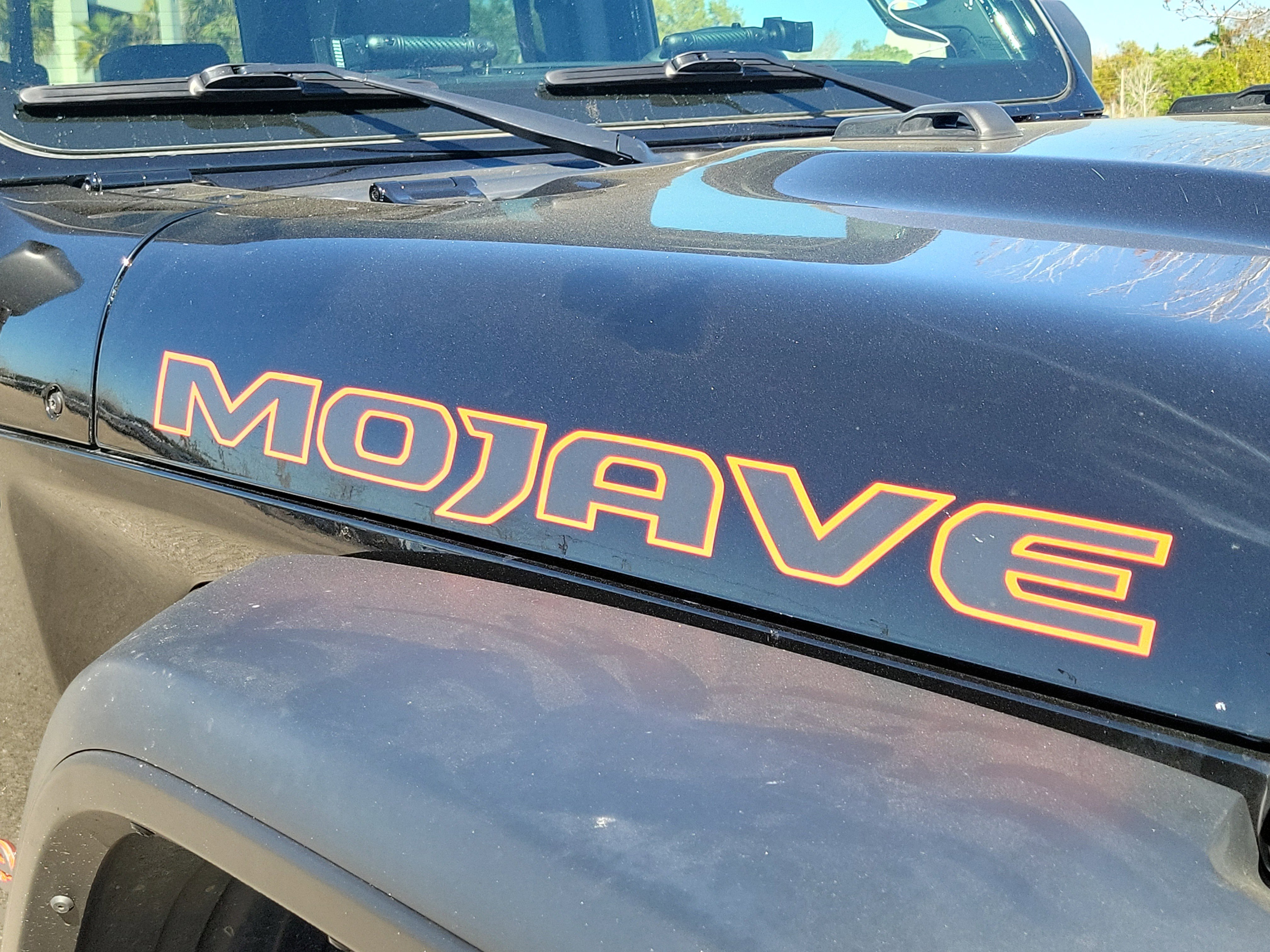 Used 2023 Jeep Gladiator Mojave w/ Cold Weather Group image 7