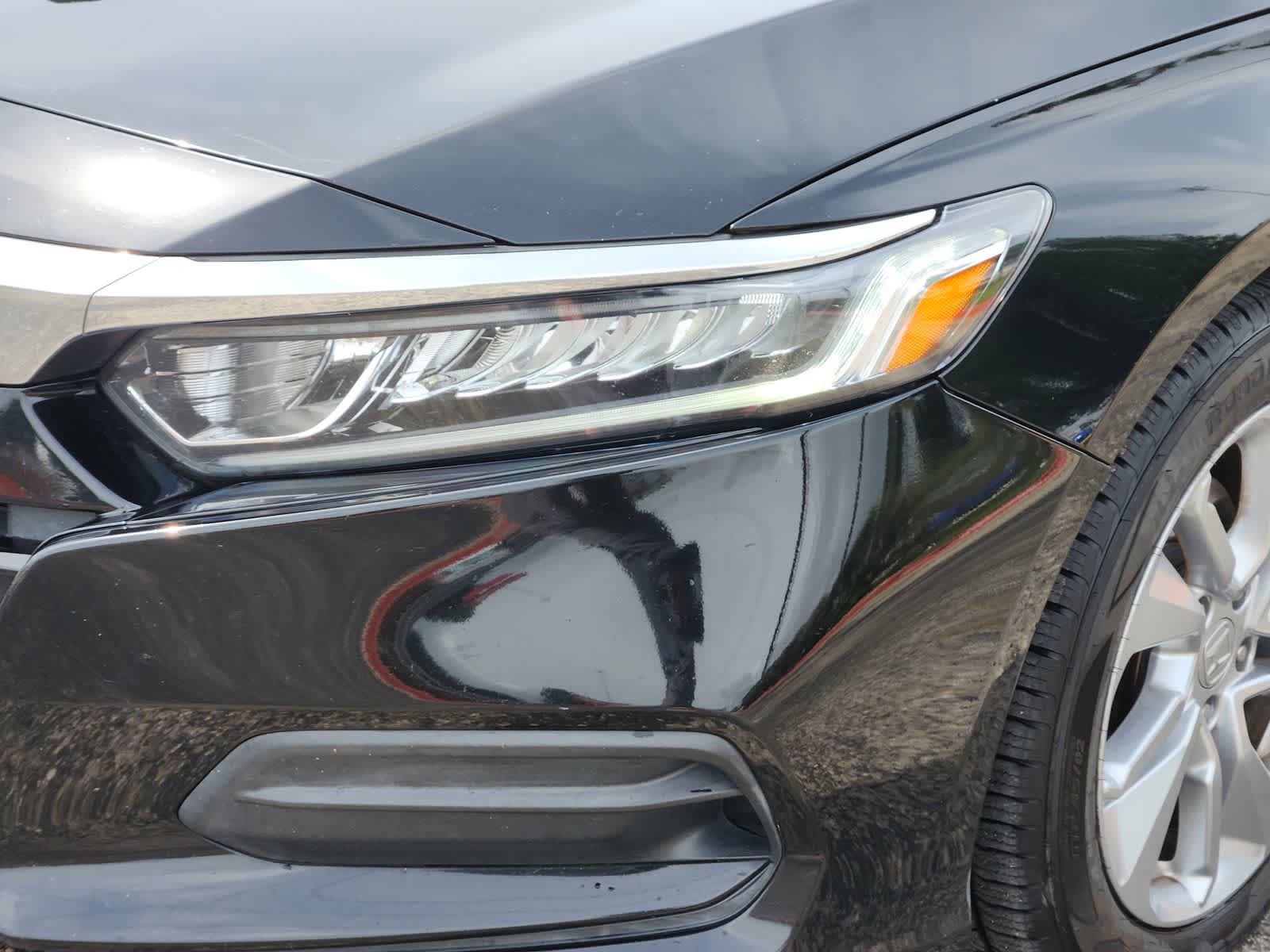Used 2018 Honda Accord LX image 7
