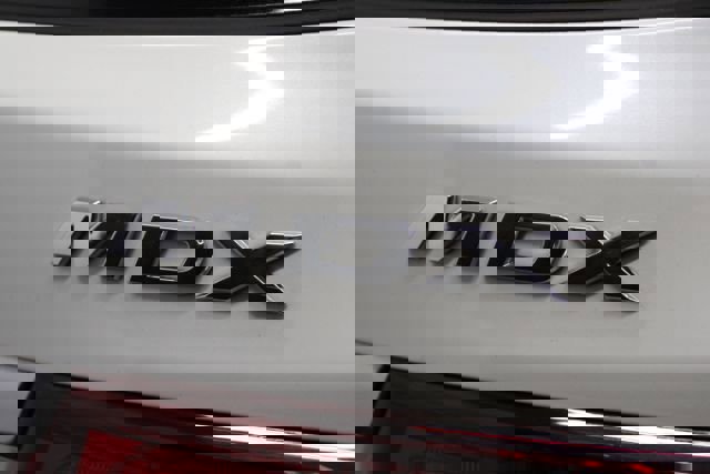 Used 2015 Acura MDX SH-AWD w/ Technology Package image 9