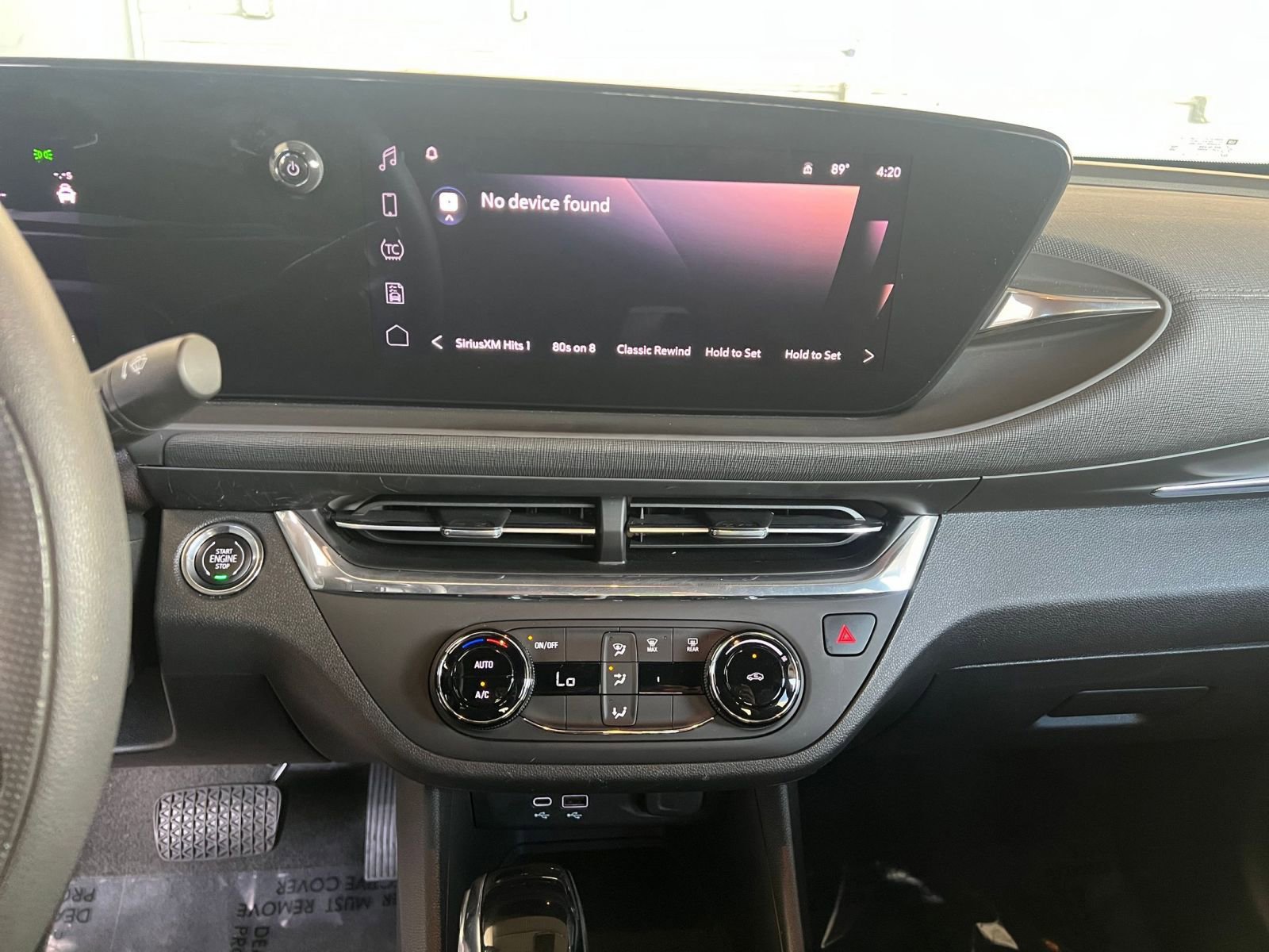 Used 2025 Buick Envista Preferred image 21