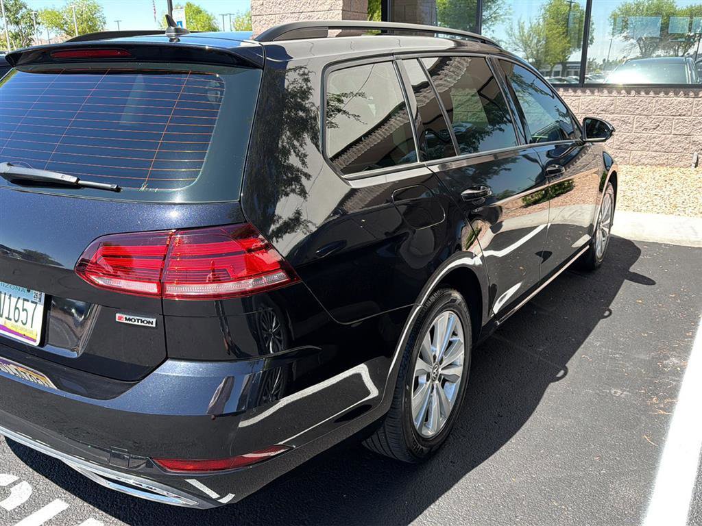Used 2019 Volkswagen Golf S w/ Driver Assistance Package image 3