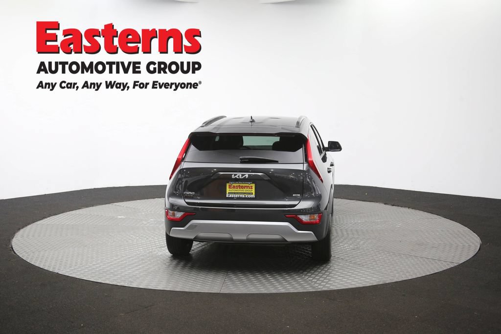 Used 2025 Kia Niro LX FWD image 36