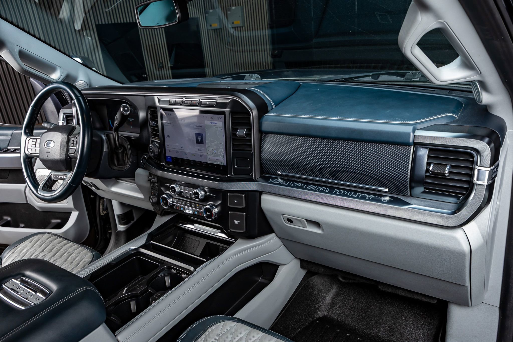 Used 2024 Ford F250 Limited image 18