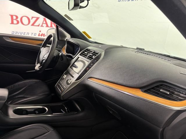 Used 2019 Lincoln MKC Reserve FWD image 17