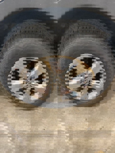 Used 2015 Toyota RAV4 XLE image 31