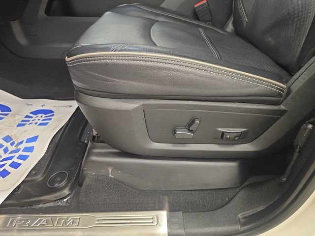 Used 2024 RAM 2500 Limited AWD/4WD image 39