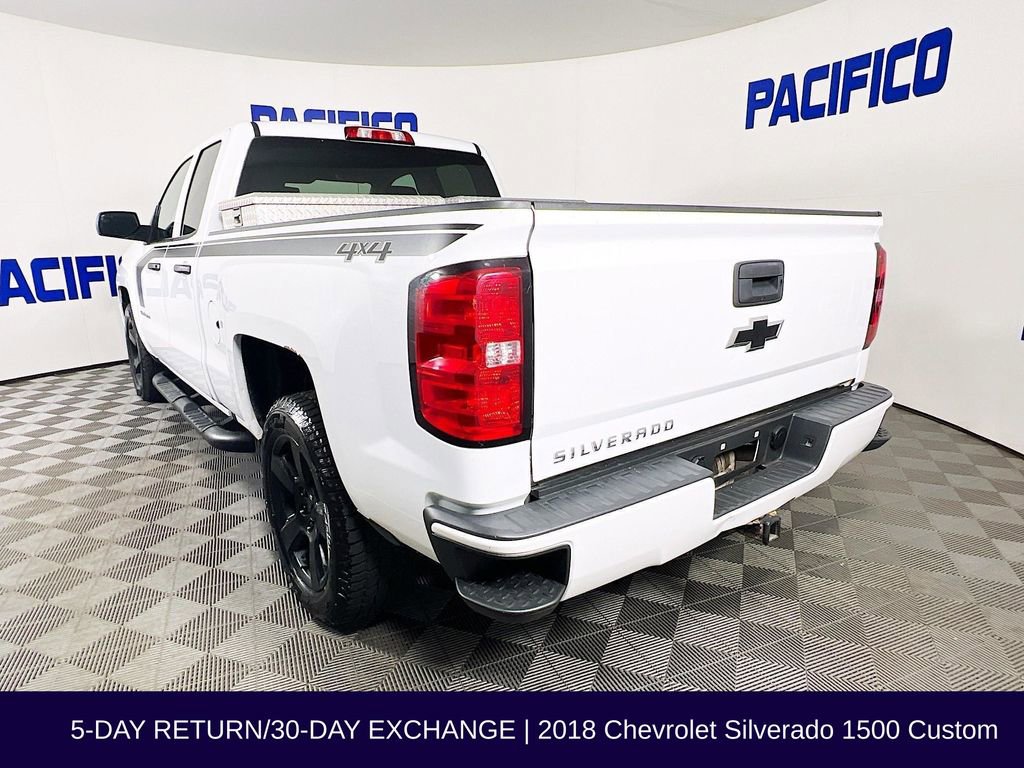 Used 2018 Chevrolet Silverado 1500 Custom image 5