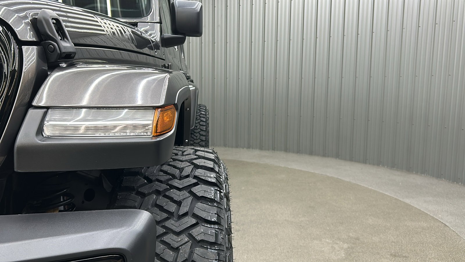 Used 2024 Jeep Gladiator Willys image 15