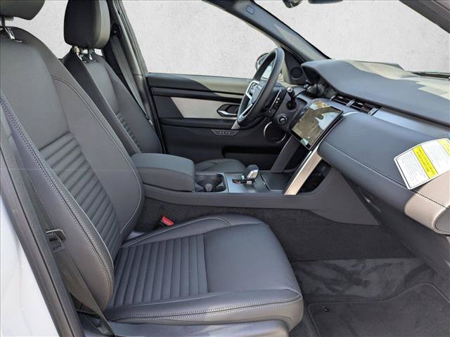 New 2026 Land Rover Discovery Sport Landmark AWD/4WD image 17