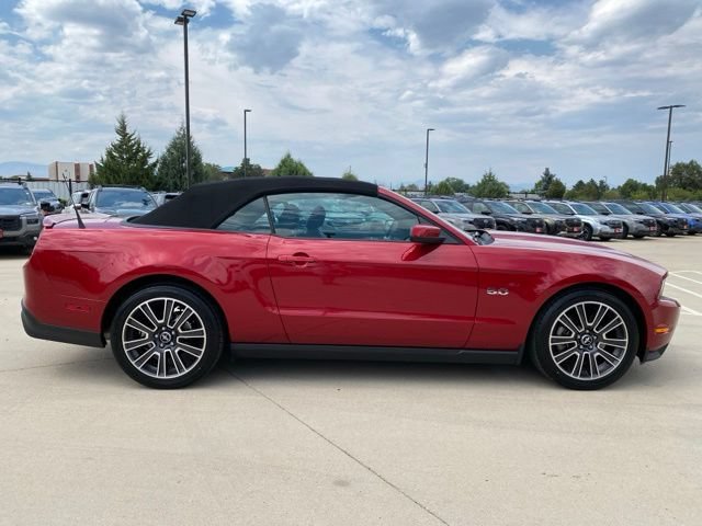 Used 2011 Ford Mustang GT Premium w/ Electronics Pkg RWD image 6