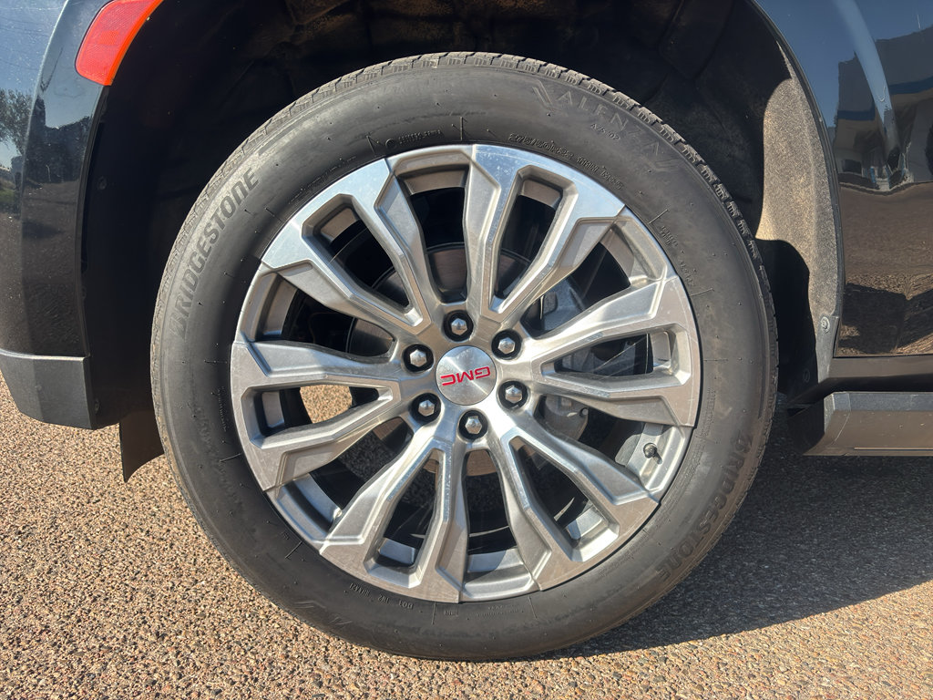 Used 2023 GMC Yukon XL Denali AWD/4WD image 20