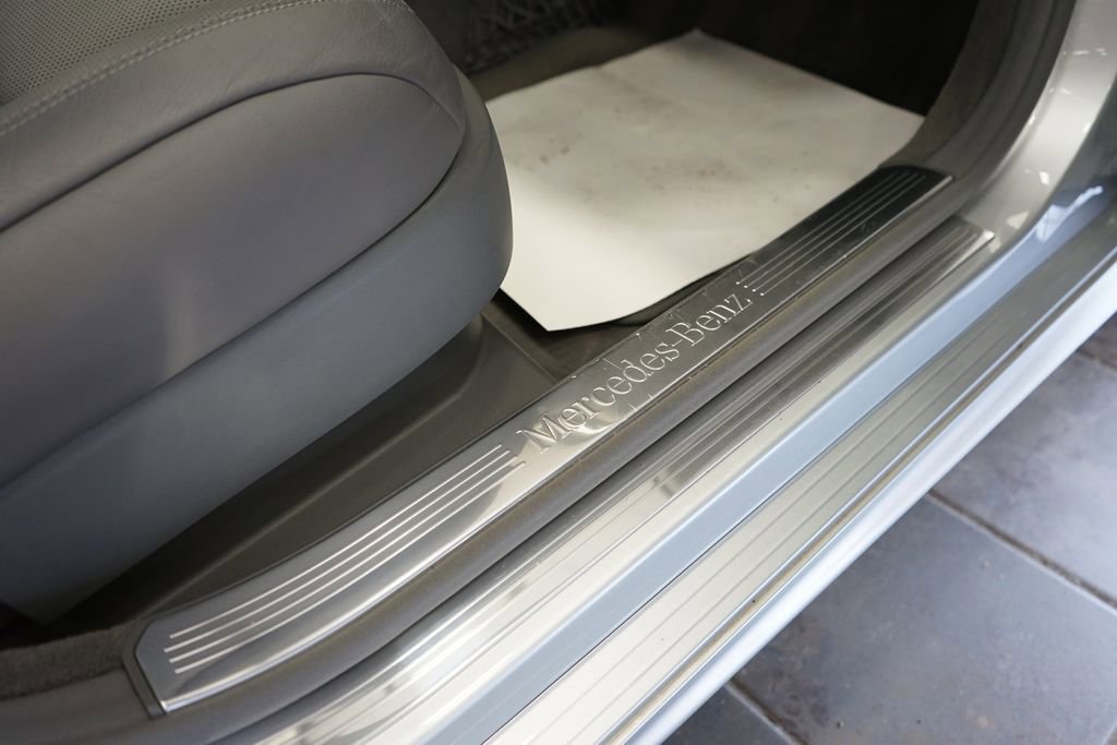 Used 2008 Mercedes-Benz S 550 4MATIC w/ AMG Sport Pkg image 46