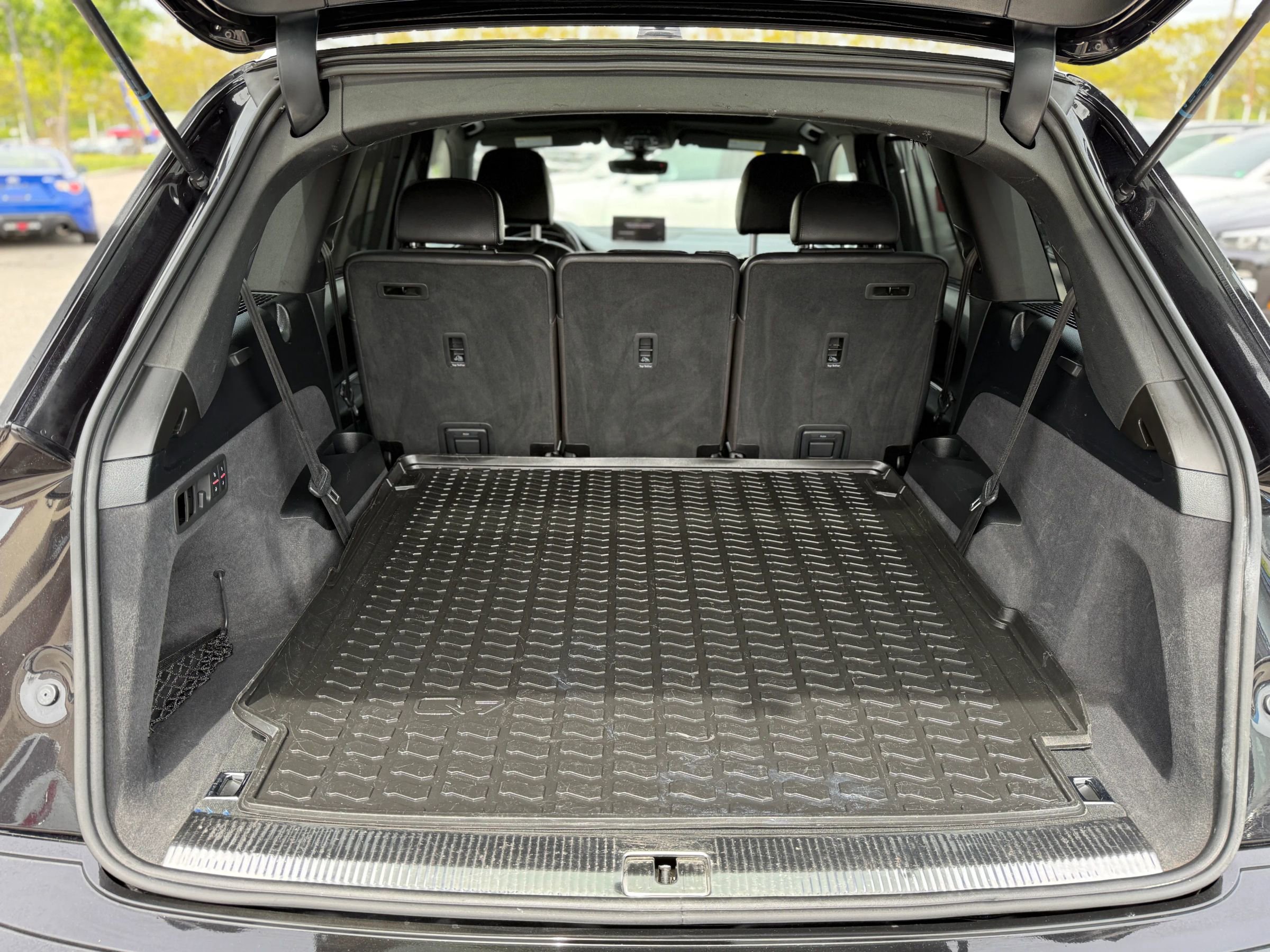 Used 2018 Audi Q7 3.0T Prestige w/ Prestige Package image 10