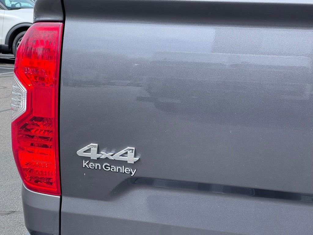 Used 2019 Toyota Tundra Platinum AWD/4WD image 11