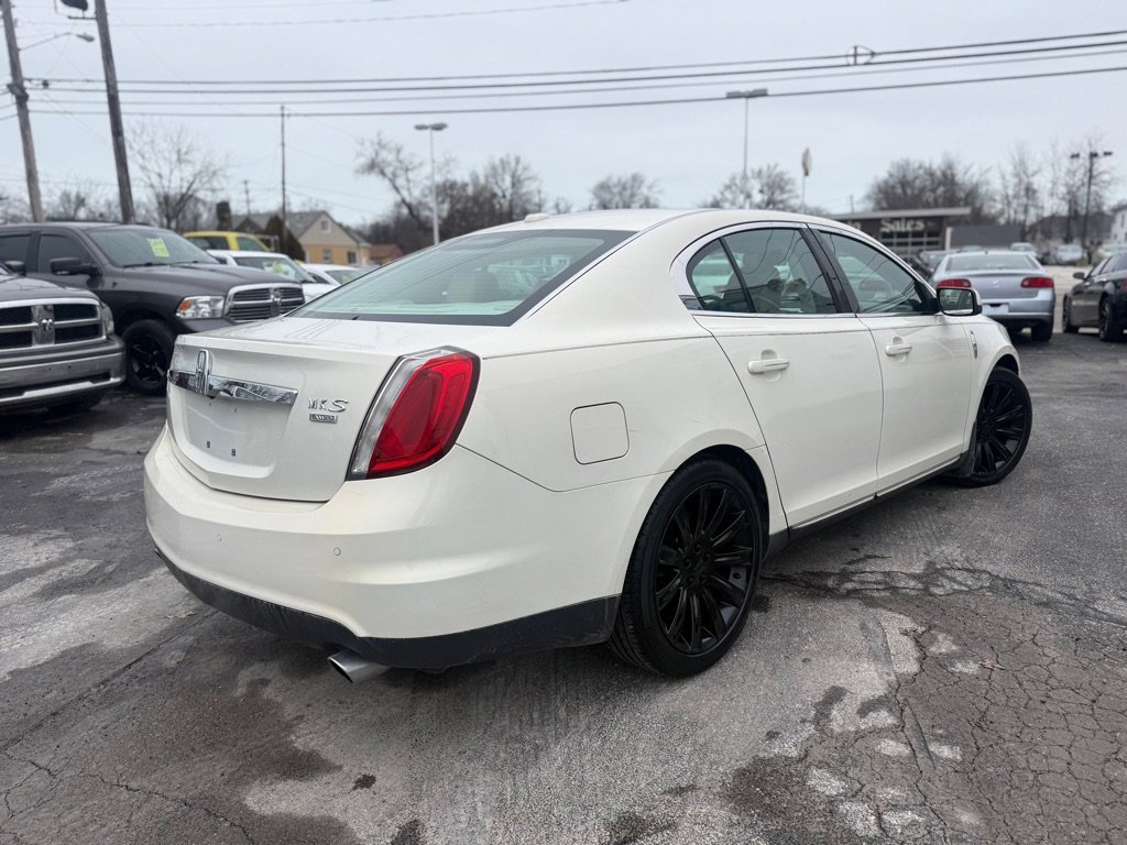 Used 2012 Lincoln MKS AWD image 6