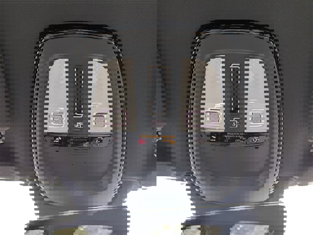 New 2026 Volvo XC90 B6 Plus image 24