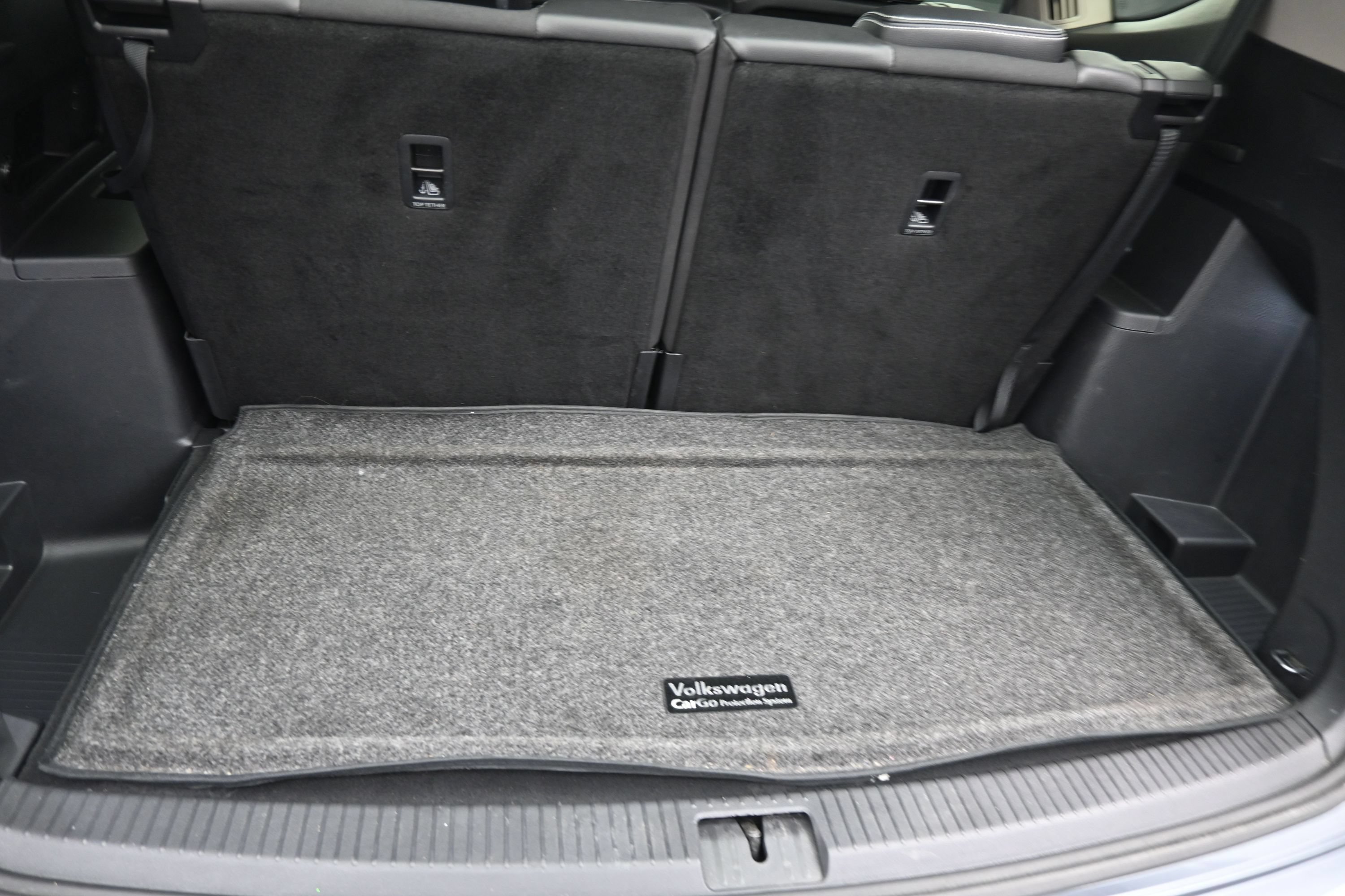 Used 2024 Volkswagen Atlas SE FWD image 30