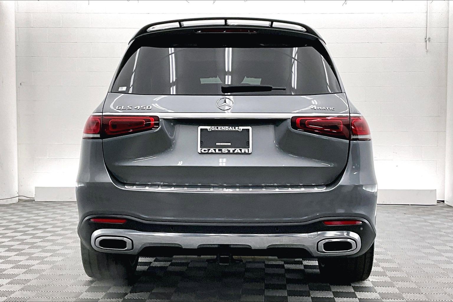 Used 2023 Mercedes-Benz GLS 450 4MATIC image 3