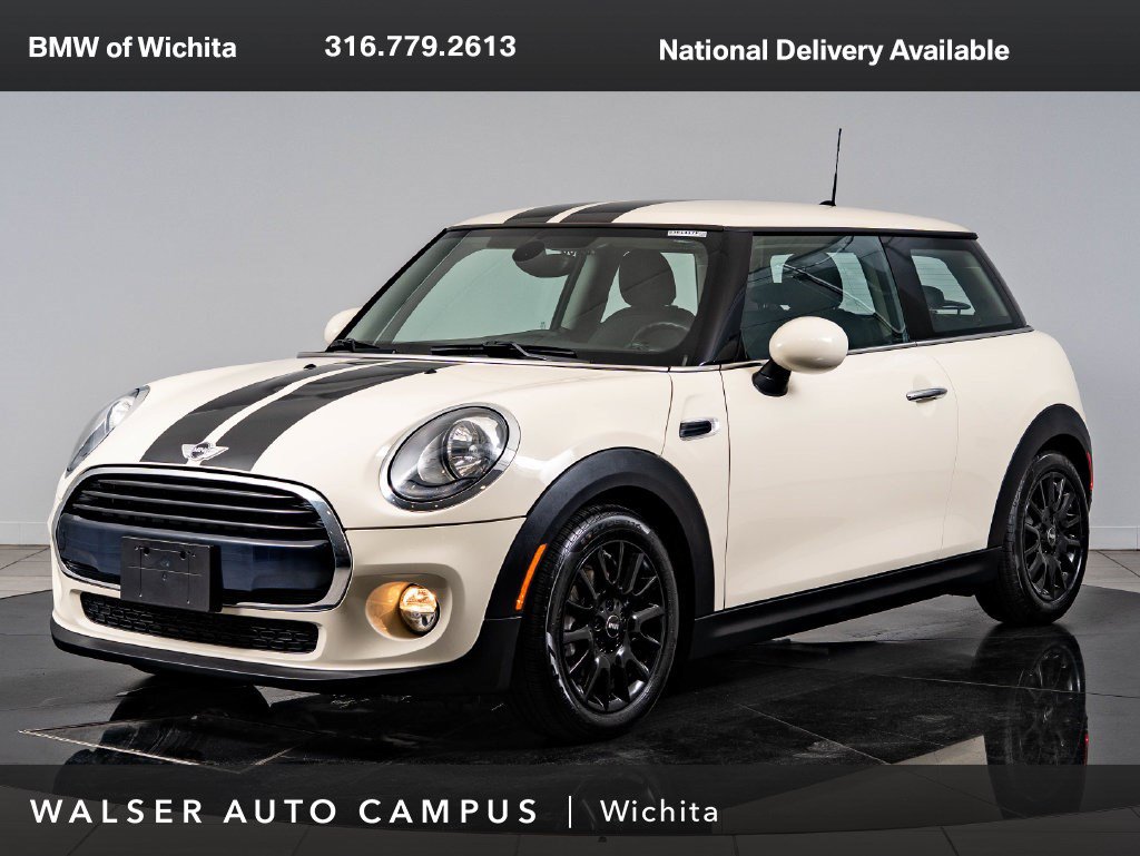 Used 2018 MINI Cooper 2-Door Hardtop FWD image 1